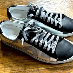 Oliver Cabell sneakers in excellent condition